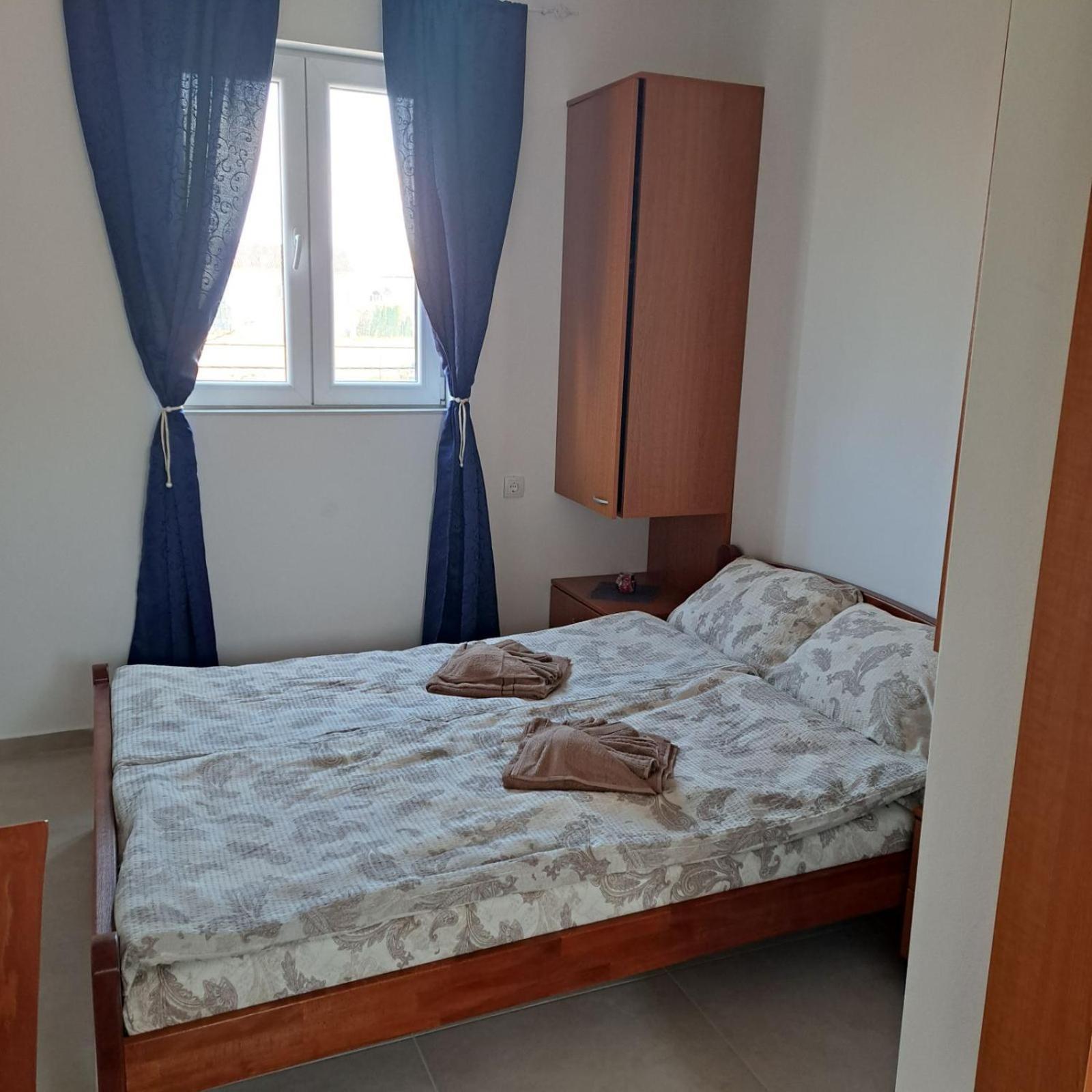 Libero Apartmani Surčin Cameră foto