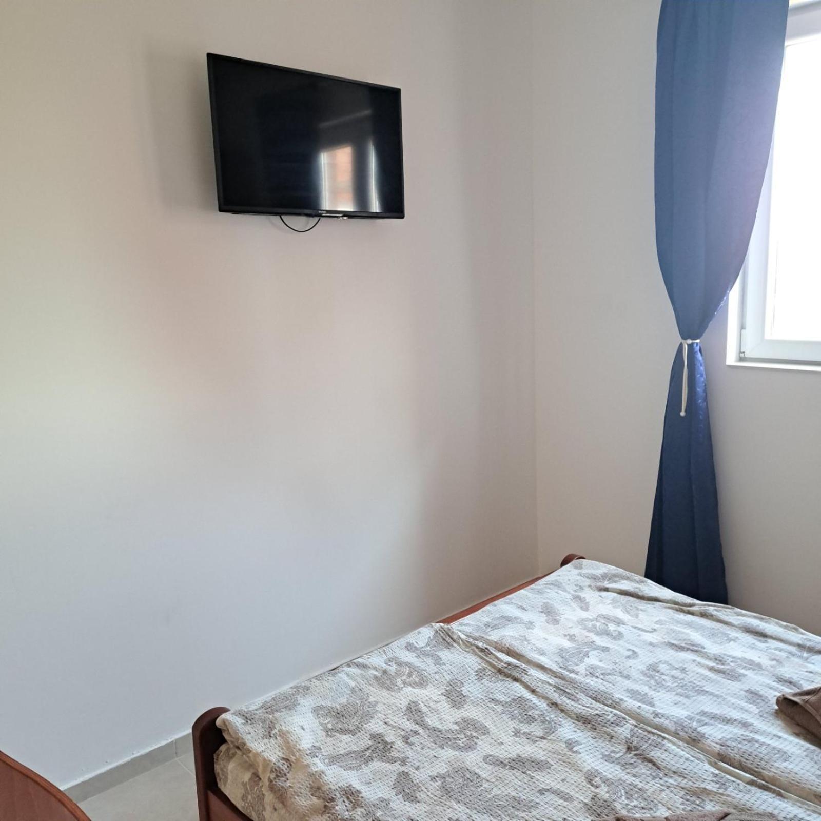 Libero Apartmani Surčin Cameră foto